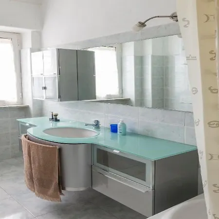 Dreamy In With Lift Apartamento Bari