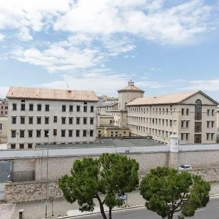 Dreamy In With Lift Apartamento Bari