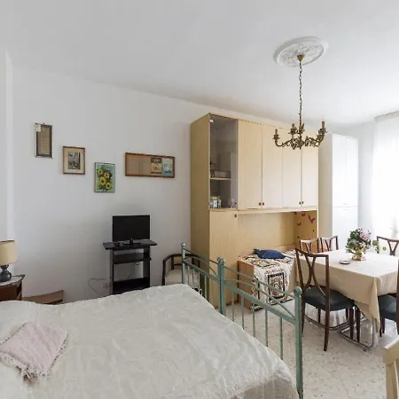 Dreamy In With Lift Apartamento Bari